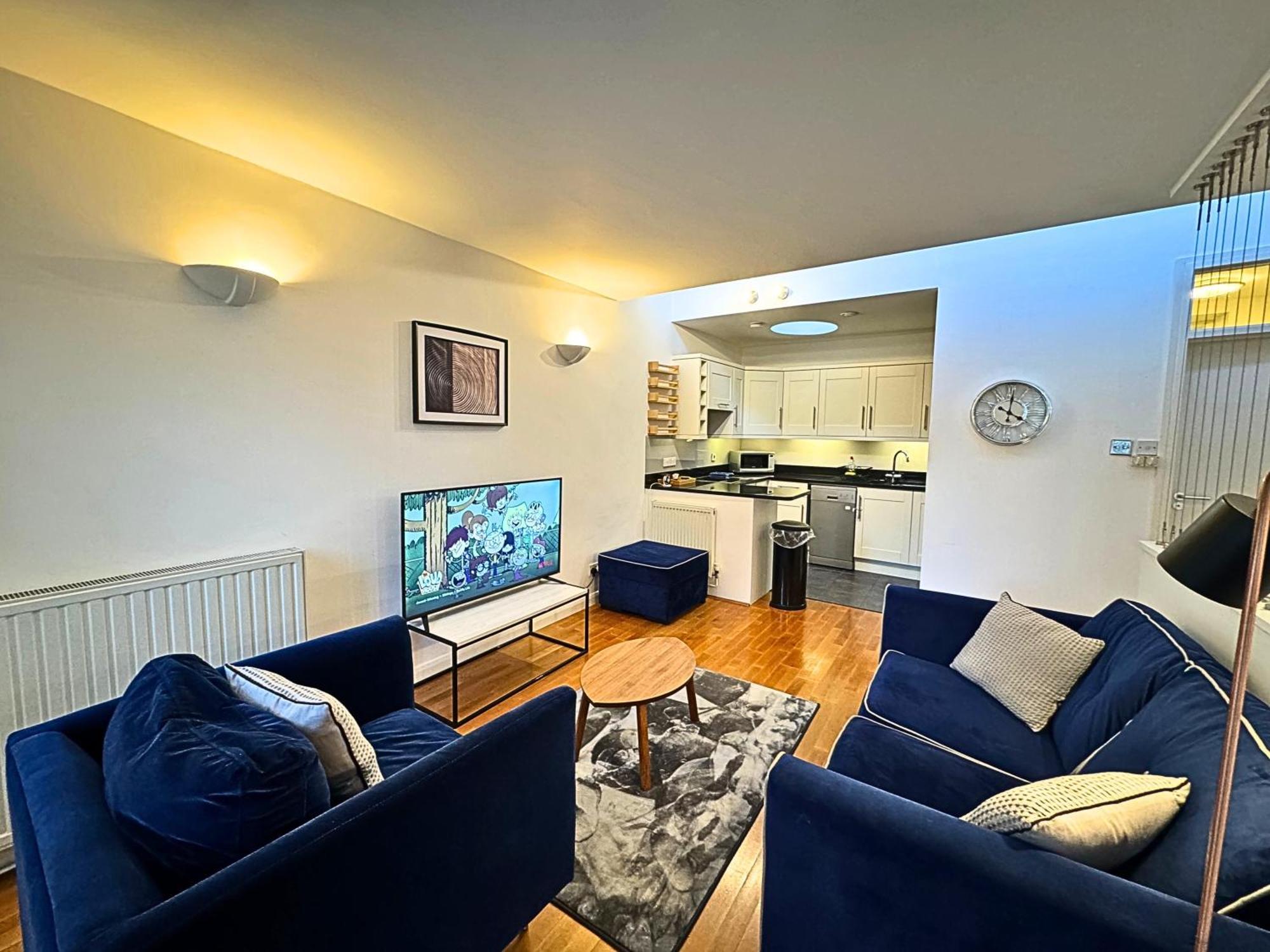 The Heart Of Kensington Mews - 3 Bedrooms House-Private Entrance-Hyde Park Walk Away-Green Park 9 Minutes Underground- The Best Of London With Glamour Of Kensington Zewnętrze zdjęcie