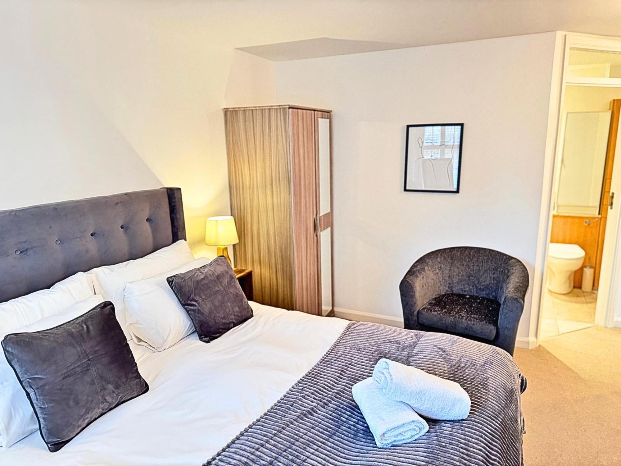 The Heart Of Kensington Mews - 3 Bedrooms House-Private Entrance-Hyde Park Walk Away-Green Park 9 Minutes Underground- The Best Of London With Glamour Of Kensington Zewnętrze zdjęcie