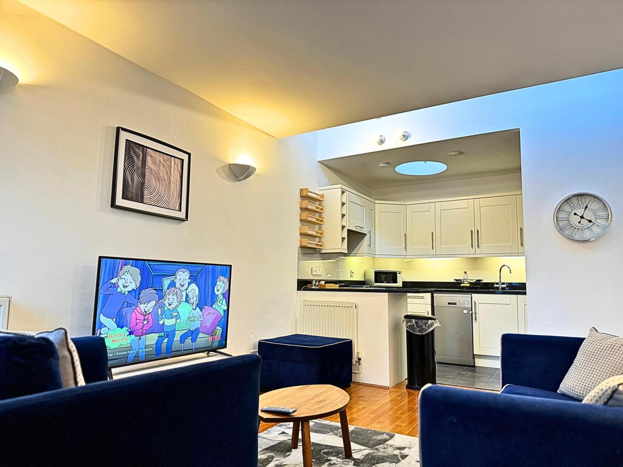 The Heart Of Kensington Mews - 3 Bedrooms House-Private Entrance-Hyde Park Walk Away-Green Park 9 Minutes Underground- The Best Of London With Glamour Of Kensington Zewnętrze zdjęcie