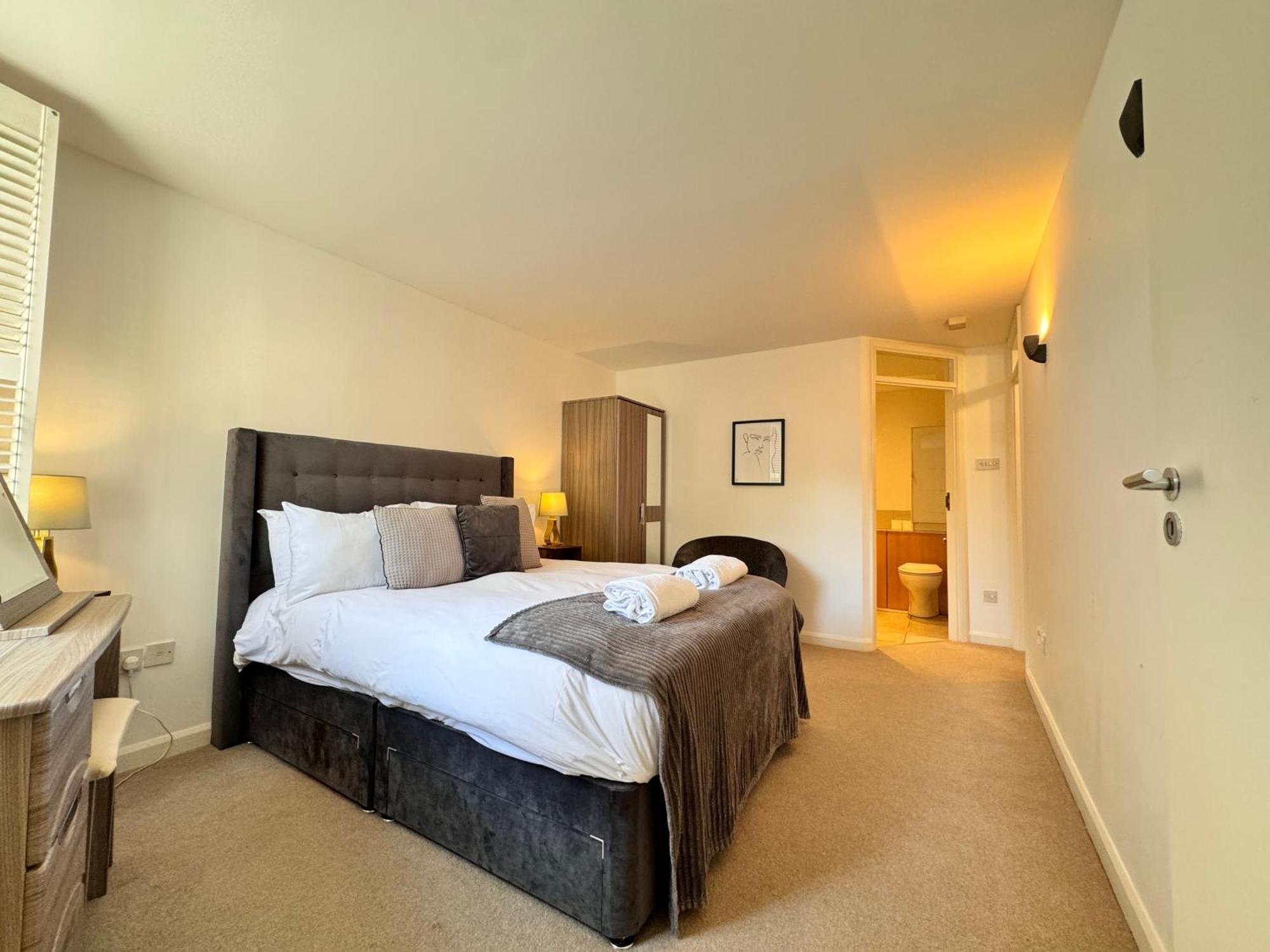 The Heart Of Kensington Mews - 3 Bedrooms House-Private Entrance-Hyde Park Walk Away-Green Park 9 Minutes Underground- The Best Of London With Glamour Of Kensington Zewnętrze zdjęcie